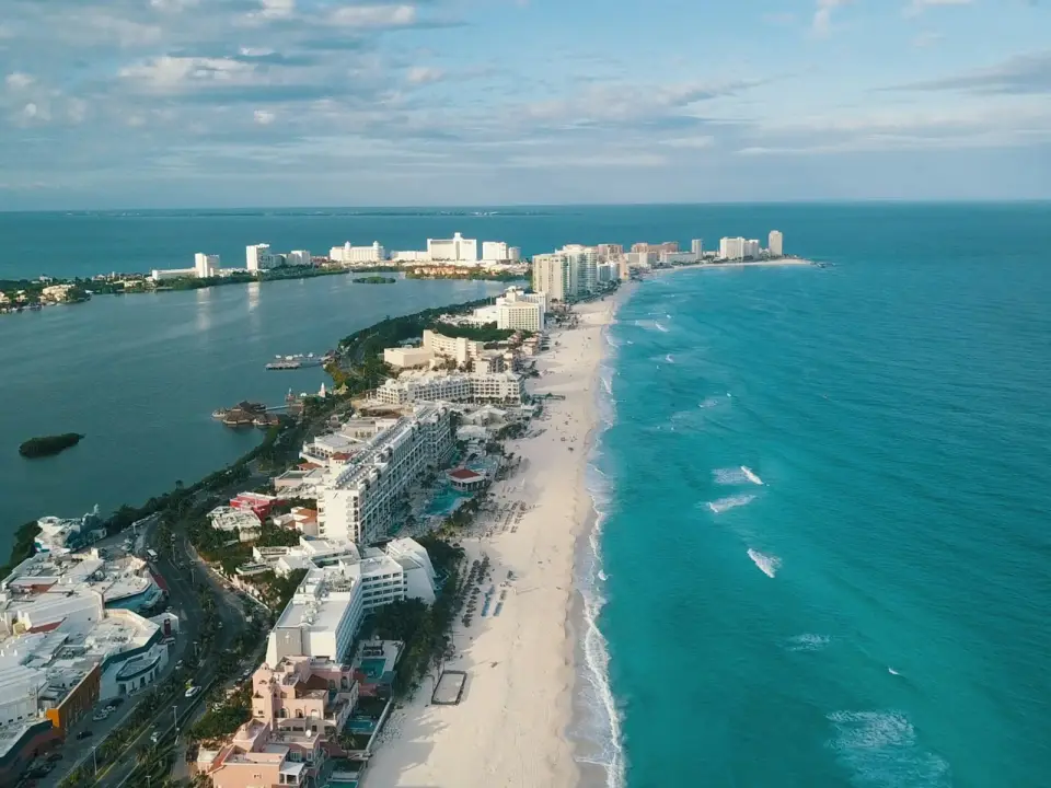 Aerial view of the hotel strip and beaches of Cancún